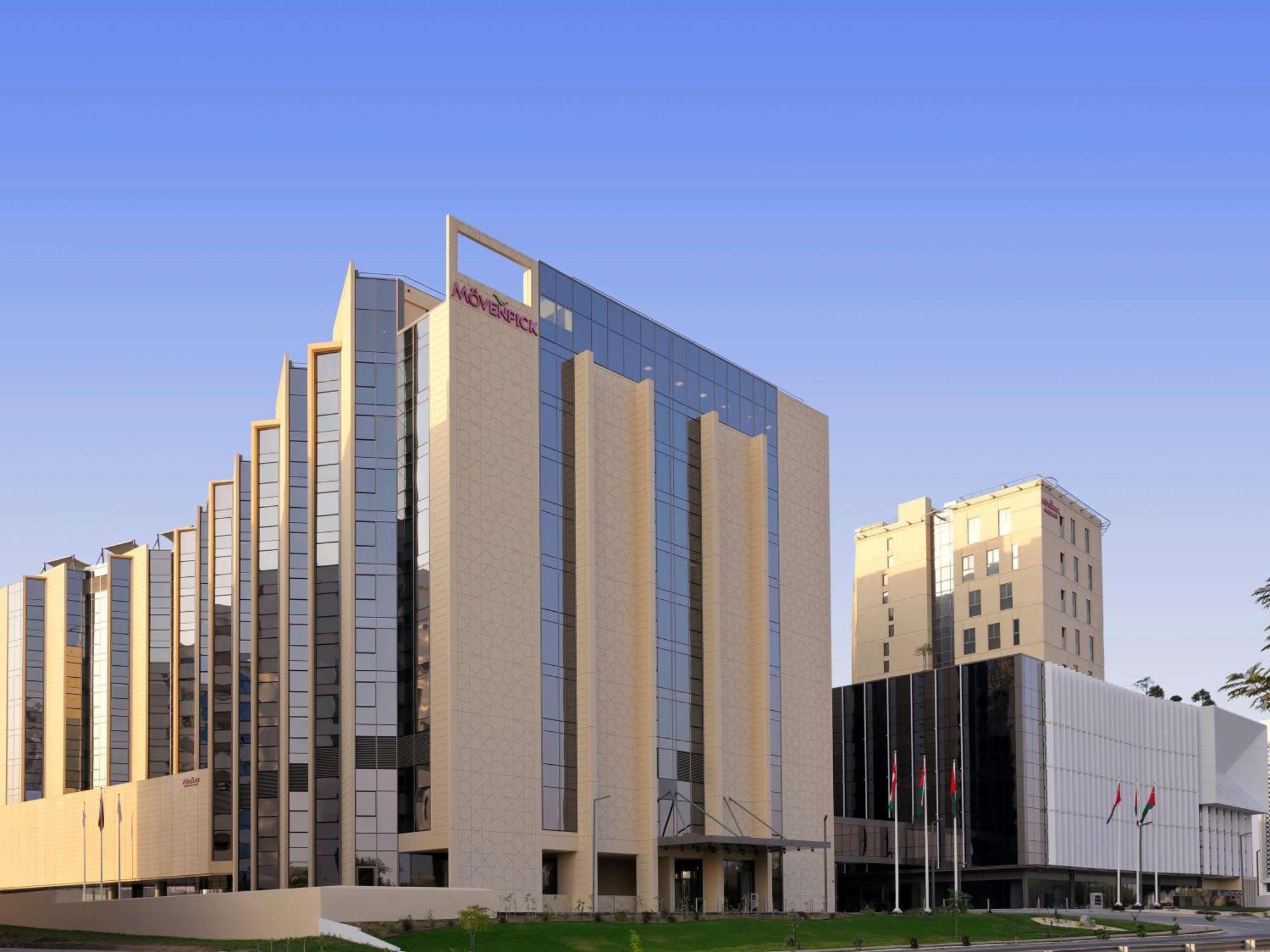 Moevenpick Hotel & Apartments Ghala Maszkat Kültér fotó The headquarters of the Arab Monetary Fund in Amman, Jordan